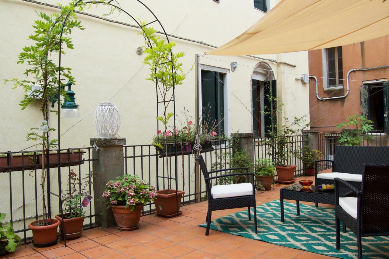 Marinaressa Biennale Terrazza Apartment Venice Luaran gambar
