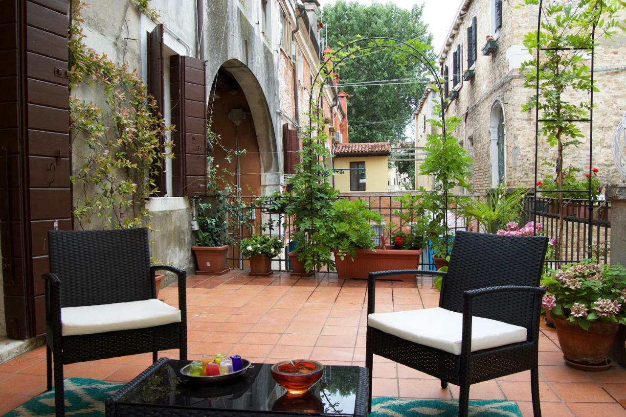Marinaressa Biennale Terrazza Apartment Venice Luaran gambar